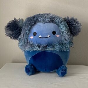 Squishmallows Dani Blue Big Foot Plush